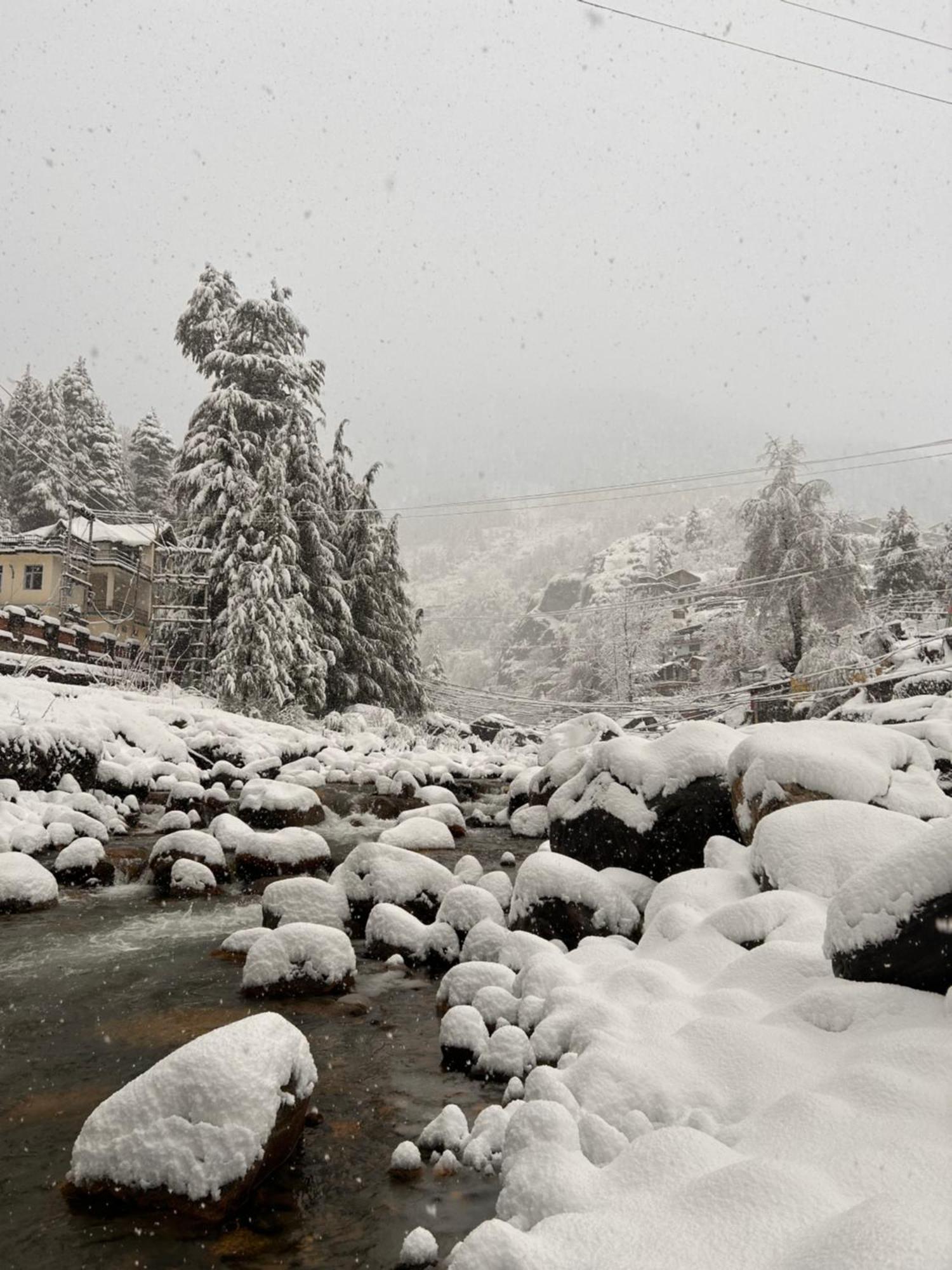 Hostel 360 Degree, Riverside Stay, Old Manali Manāli Exterior foto