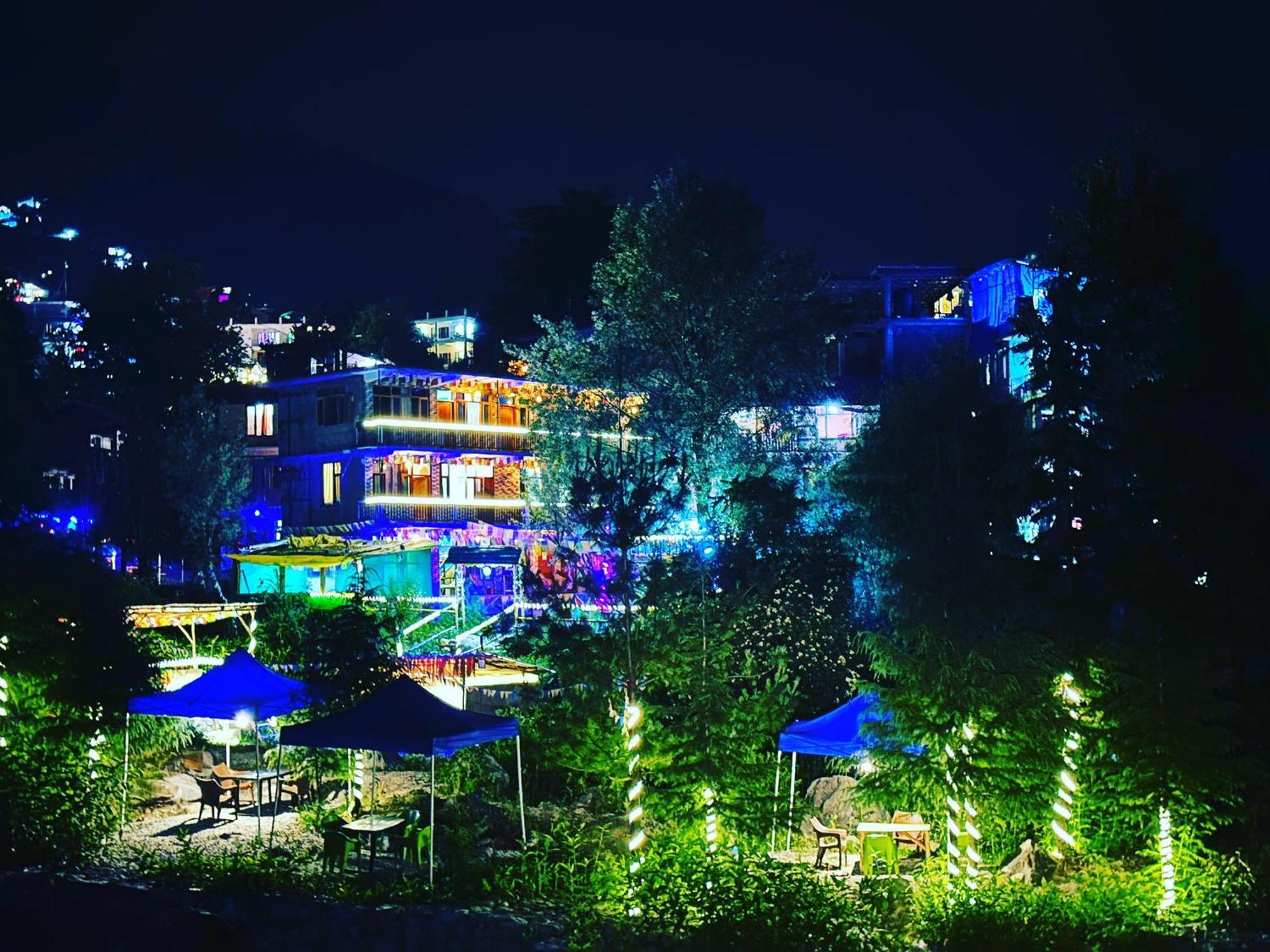 Hostel 360 Degree, Riverside Stay, Old Manali Manāli Exterior foto