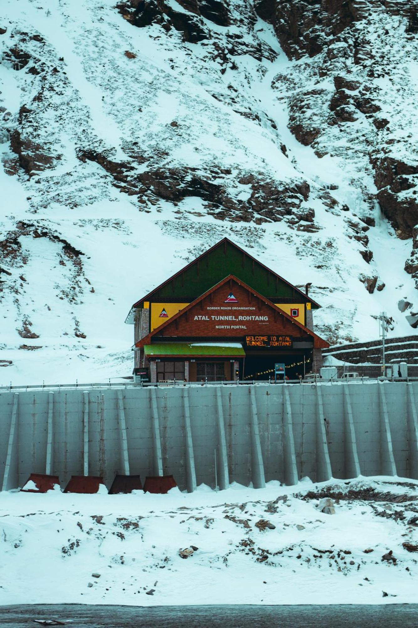 Hostel 360 Degree, Riverside Stay, Old Manali Manāli Exterior foto